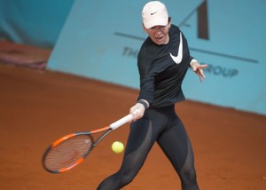 simona-halep-mutua-madrid-open-training-session-in-madrid-05-04-2018-1.thumb.jpg.30dbaa1f92f3e86292a710586a493057.jpg