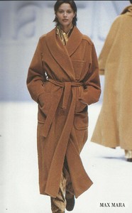 stewart-1994xfw-maxmara218.thumb.jpg.debccc27ae7e3f1100ca90061d2cac88.jpg