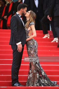 thomas-vergara-and-nabilla-benattia-attend-the-screening-of-solo-a-picture-id958876044.jpg