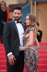 thomas-vergara-and-nabilla-benattia-attend-the-screening-of-solo-a-picture-id958876056.jpg