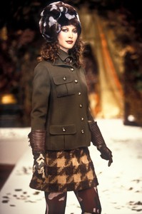 valentino-hc-fw-1994-2.thumb.jpg.3213d957bf25670e385cb4f0f4466765.jpg