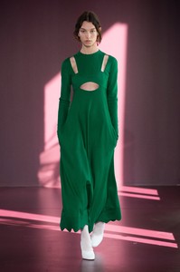 valentino-hc-rf17-1915.thumb.jpg.2c838aa5d4d467131641f6ee1e58be85.jpg