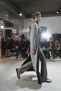 valli-atm-rf18-3056251.thumb.jpg.0a636963314c12e1761edee6f47d729b.jpg