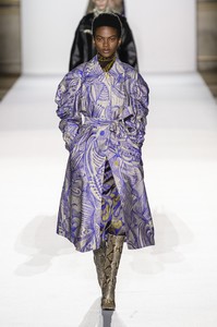 van-noten-rf18-2268.thumb.jpg.cc41792e454c8bdd15f2edbe030d37bb.jpg