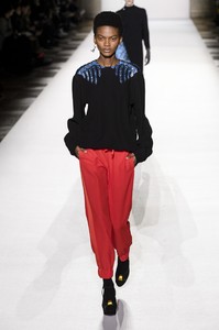 van-noten-rf18-2784.thumb.jpg.5e4930992fef53f718457297e9048dac.jpg