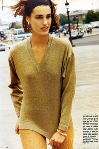 voguespainsept90page3.thumb.jpg.240d7d370421d7eb78e96884fb929a0c.jpg