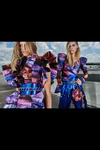 00001-balmain-vogue-resort-2018-pr.jpg