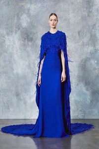 00006-pamella-roland-vogue-resort-2019-pr.thumb.jpg.90f3ca75b781d96709599cc36f08e927.jpg