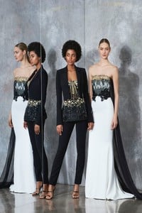 00014-pamella-roland-vogue-resort-2019-pr.thumb.jpg.0b71d17d68ffe4f70df9443e1f02cdbf.jpg