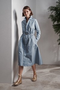 00017-Ralph-Lauren-Vogue-Resort-2019-pr.thumb.jpg.3d58c0cc09855906408c784f28ba9c19.jpg