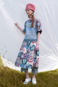 00019-missoni-vogue-resort-2019-pr.thumb.jpg.4ca5e26b821474ef19ceef563815dd72.jpg