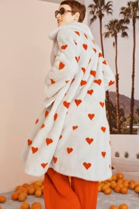 00021-carolina-herrera-vogue-resort-2019-pr.thumb.jpg.00a4def9c45b4790120dd84a4d5acbee.jpg