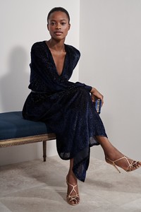 00022-Ralph-Lauren-Vogue-Resort-2019-pr.thumb.jpg.aaee32ef6a3e19859df0b2727ef510f2.jpg
