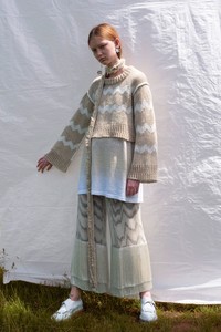 00028-missoni-vogue-resort-2019-pr.thumb.jpg.4b281da0c7c3b3bb6f49266484513129.jpg