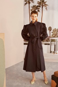 00032-carolina-herrera-vogue-resort-2019-pr.thumb.jpg.3badf6250b8a0a41eb4c4e000c57ac7c.jpg