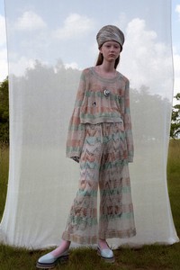 00036-missoni-vogue-resort-2019-pr.thumb.jpg.d91f2db5a8d4e559e986b1eb1588a4ba.jpg