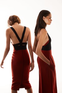 02-Narciso-Rodriguez-SS18.thumb.jpg.8ff88cd2c81debe79dddb30553de8237.jpg
