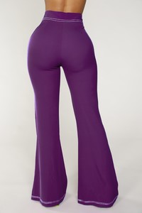 05-23-18_Studio_3_SP4550_Purple0810_CC.jpg