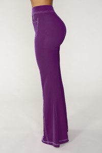 05-23-18_Studio_3_SP4550_Purple0811_CC.JPG
