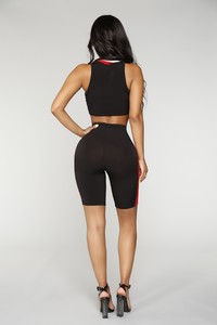 05-29-18_Studio_3_FN30666_RedCombo0903.JPG