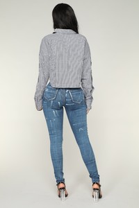 06-08-18_Studio_2_AP4478_DarkDenim_549.jpg