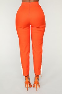 06-14-18_Studio_273149_Orange0747_AJ.jpg