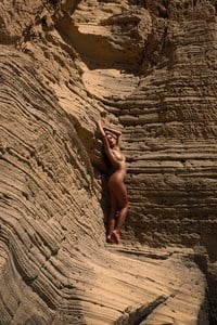 1032806242_CarlaGuetta_BrettRusell(5).thumb.jpg.20978e6f0588131e1d1b96b93570c9d2.jpg