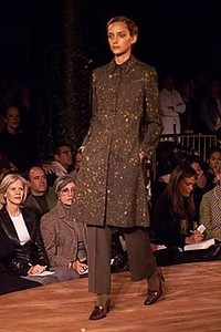 1228233562_MiguelAdroverSS2001PFW2.thumb.jpg.8f05c5c19414549e73e3ad734d82a672.jpg