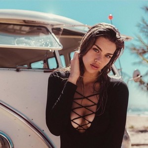 740full-lauren-mckell (10).jpg