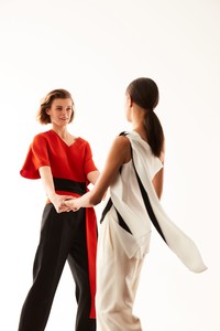 13-Narciso-Rodriguez-SS18.thumb.jpg.40e8fdbb88960b374312700d11f03150.jpg