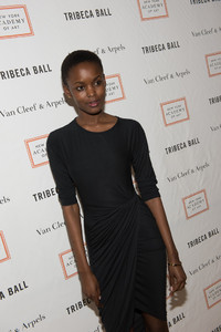 1336528869_FlavianaMatataCelebritiesAttend2015TribecaMiJyH0lcB4gx.thumb.jpg.683df78a574061ef4c42c59b6e813369.jpg