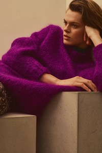 19-Isabel-Marant-Pre-Fall-2018.thumb.jpg.bc0ff9aa91abbf34a18c4e08de24f6c9.jpg