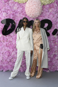 Naomi+Campbell+Dior+Homme+Outside+Arrivals+l2J4ny9mW15x.jpg