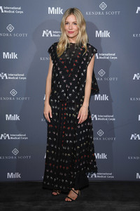 Sienna+Miller+Sienna+Miller+Milk+Studios+Host+5kLzlpBsN23x.jpg