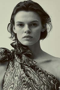 23-Isabel-Marant-Pre-Fall-2018.thumb.jpg.5ca4c9649a314a240d5336eaeda9aae3.jpg
