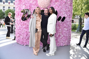 Naomi+Campbell+Dior+Homme+Photocall+Paris+CESxuGAGeRAx.jpg
