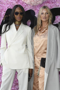Naomi+Campbell+Dior+Homme+Outside+Arrivals+U7j0EwHD7Zzx.jpg