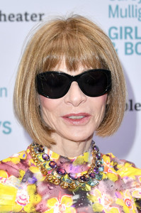 Anna+Wintour+Girls+Boys+Off+Broadway+Opening+P_eB3rr0V_Lx.jpg