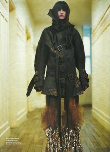 Lofficiel russia october 2002 Ania & Micelli 6.jpg
