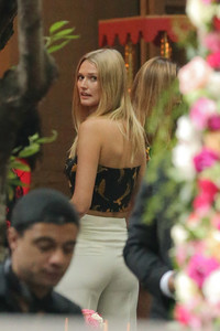 72560639_mcfan-celeblounge-net08-06-2018-14-39mega236148_036.jpg