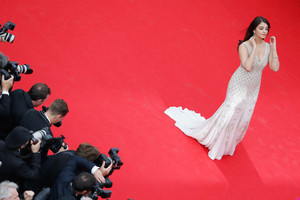 Aishwarya+Rai+Search+Premieres+Cannes+9rxSrb4hO3Xx.jpg