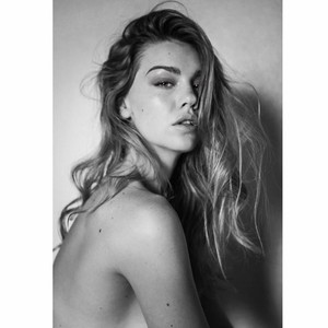740full-lauren-mckell (11).jpg