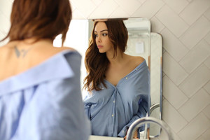 routine-beauté-matin-nabilla.jpg