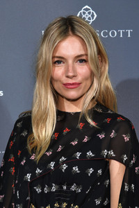 Sienna+Miller+Sienna+Miller+Milk+Studios+Host+nNY73fQlgWbx.jpg