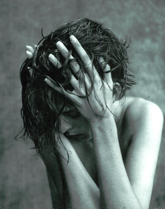 886289088_Ferri_LOreal_Paris_1989_04.thumb.png.67198335dbf73e19d53fbbf82893f9e2.png