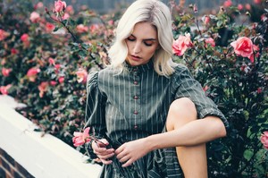 BlossomShoot-149e.thumb.jpg.2ea2e2fb13a50e7b55d6459d717b0995.jpg