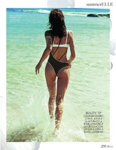 Elle_Espa_241_a_-_julio_2018-page-006.jpg