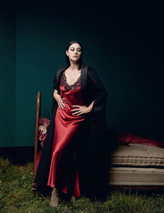 Elle_Italia__Dicembre_2017-4241.thumb.png.6f816bf9a32c518f20f4f0db9544cf8e.png