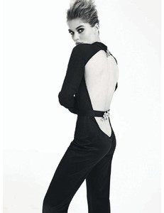 Glamour_Espa_241_a_-_julio_2018-page-005.jpg