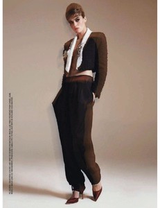 Glamour_Espa_241_a_-_julio_2018-page-008.jpg